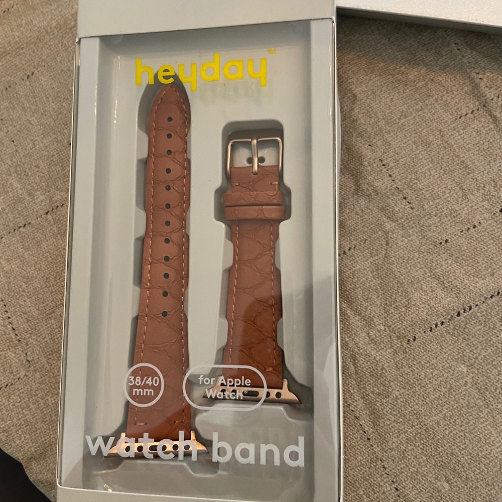 NWT heyday apple watch band